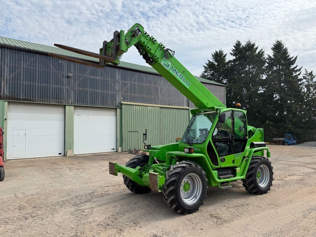 Merlo p40.17 Ładowacz teleskopowy 58 000 €