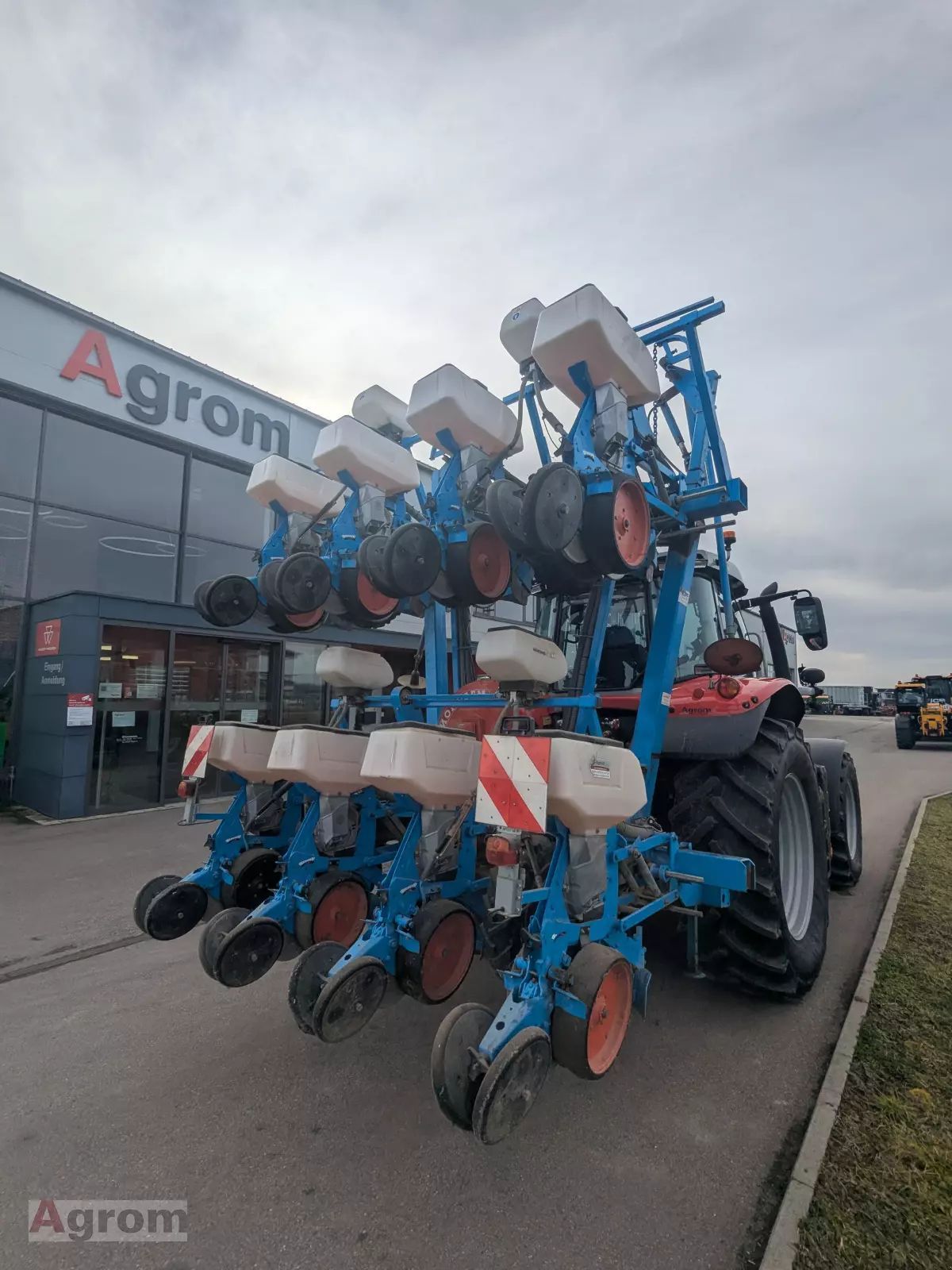 E-FARM: Monosem ng plus - Semoir de précision - id BI3CLRB - 12 900 € - Année: 2001 - Allemagne
