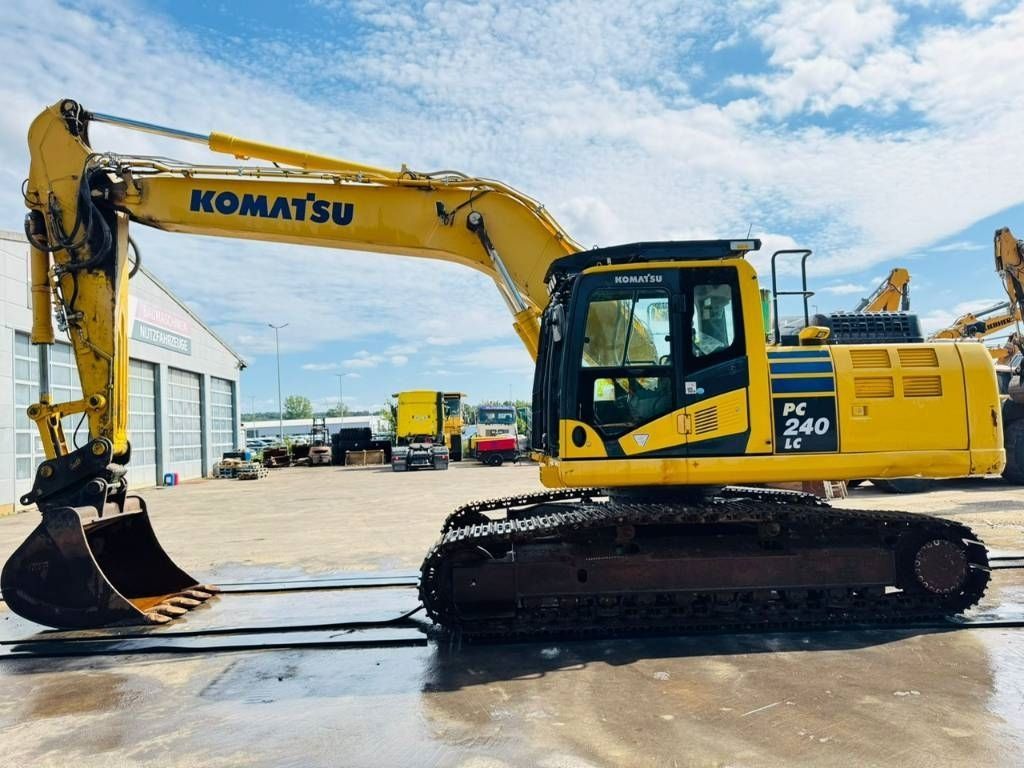 KOMATSU pc 240 lc-11 ** bj. 2018 * 7486h/sw/klima/zsa ** Koparka gąsienicowa 56 900 €