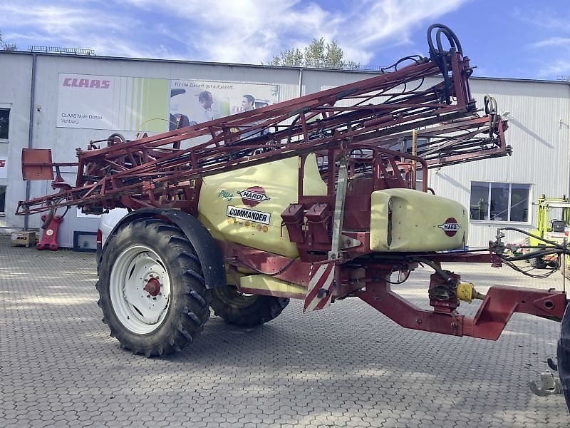 E-FARM: Hardi commander 2800 l - Sprayer - id Q8PFHPT - €7,900 - Year of construction: 2003 - Germany