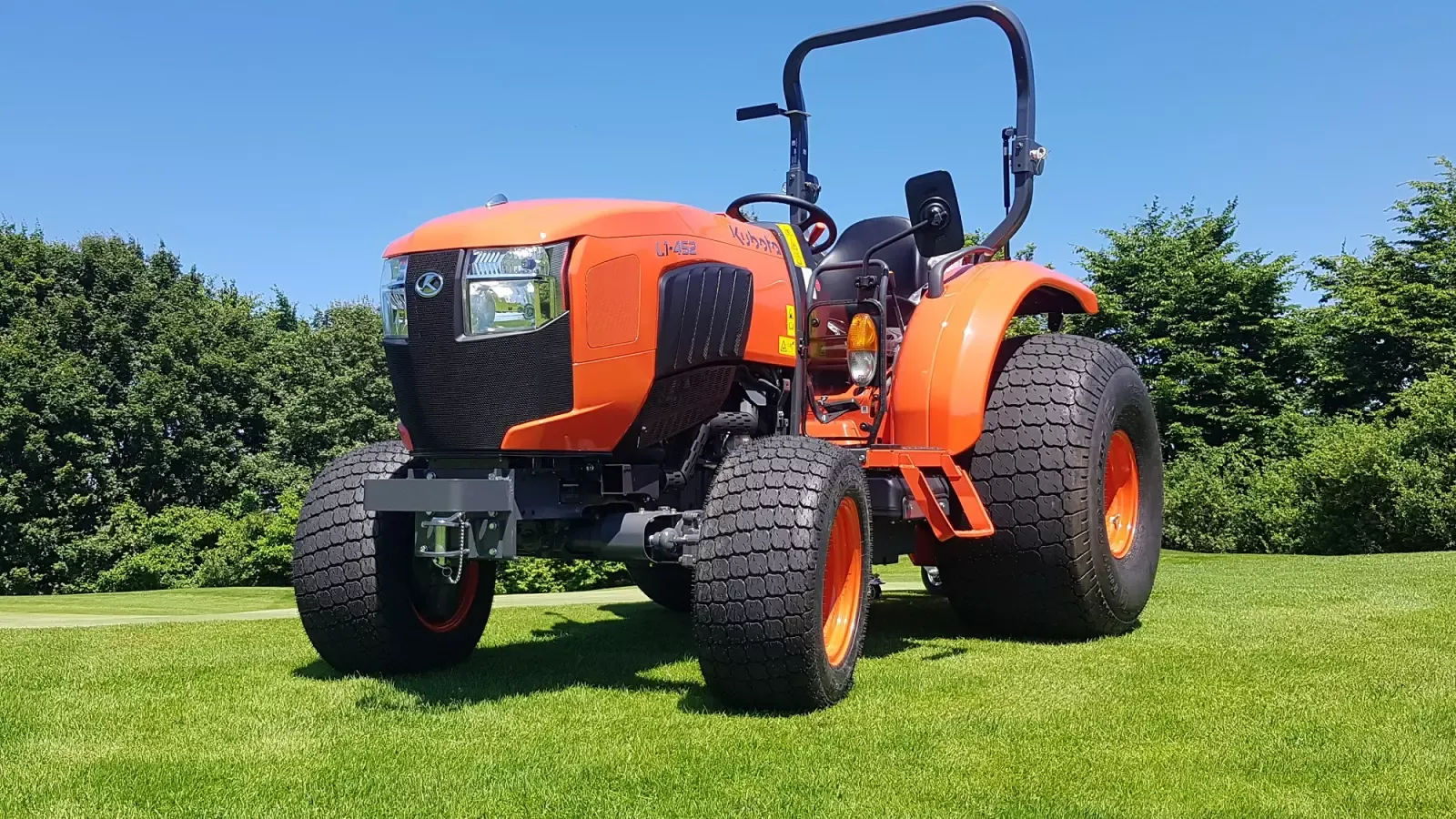 E-FARM: Kubota L1-452 - Tracteur - id VAKSWN8 - 23 900 € - Année: 2023 - Lecture du nombre d'heure: 1,Puissance du moteur (chevaux): 45,Allemagne