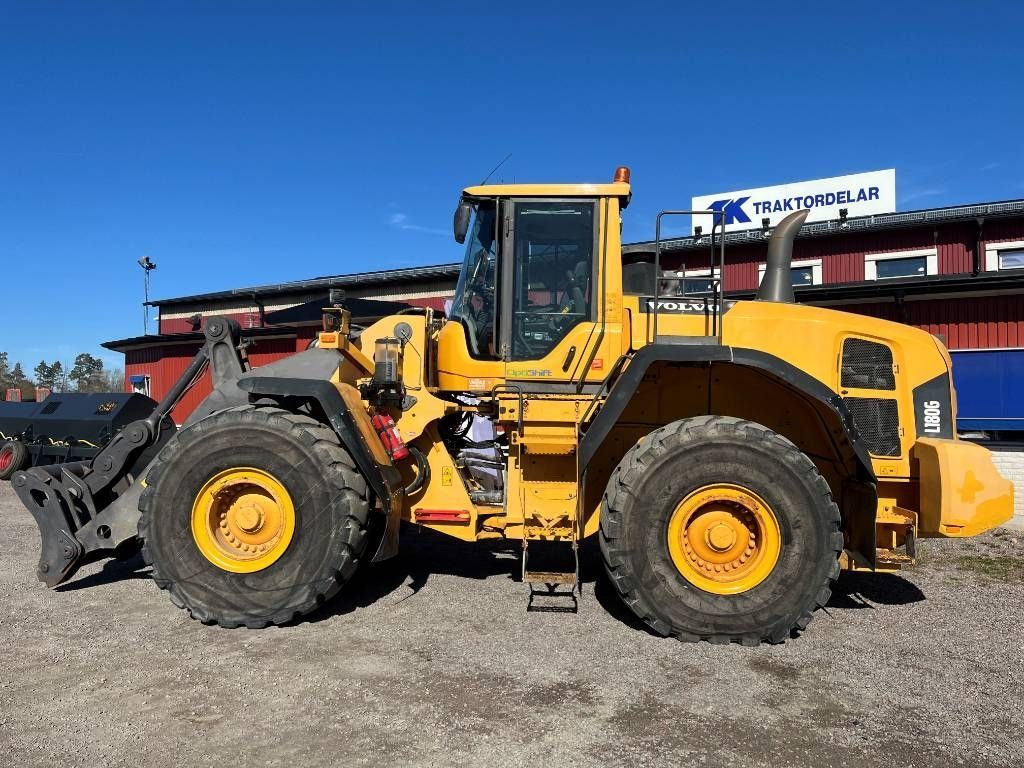 VOLVO l 180 g Pala gommata 54.321 €