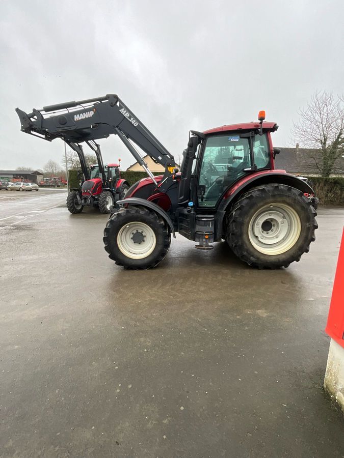 E-FARM: Valtra A134 - Tractor - id 8NXINGD - €72,500 - Year of construction: 2020 - Engine hours: 3,975,Engine power (HP): 135,France
