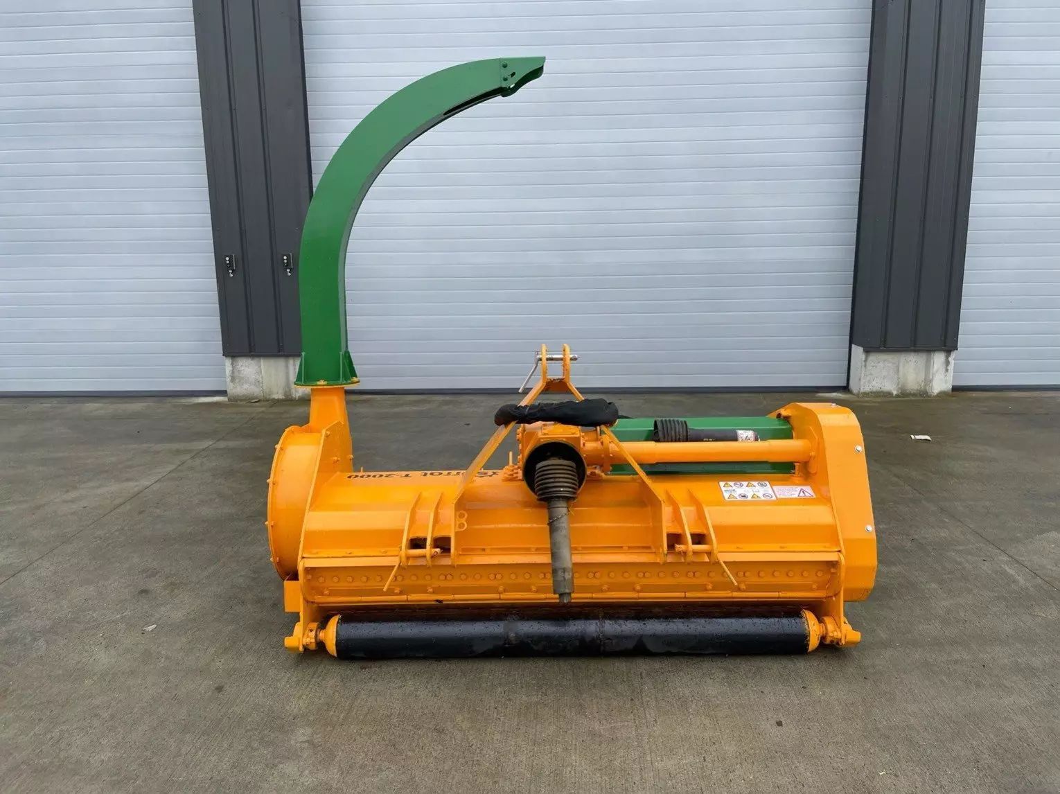 E-FARM: Andere biomass 100 t2000 cat.iii - Mulcz - id 3SWGJ9I - 17 900 € - Rok produkcji: 2013 - Francja