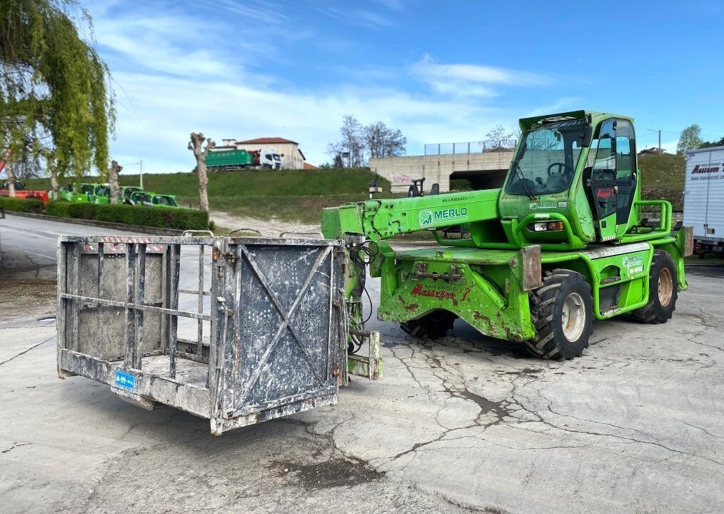 E-FARM: Merlo roto 38.16 - Manipulador telescópico - id WHS298I - 65.000 € - Año: 2007 - Horas: 4549,Italia