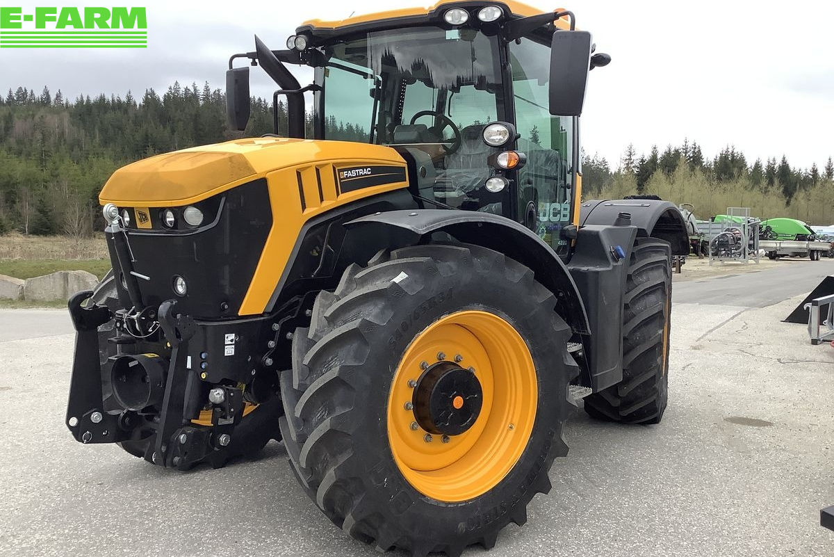 JCB Fastrac 4220 tractor €165,834