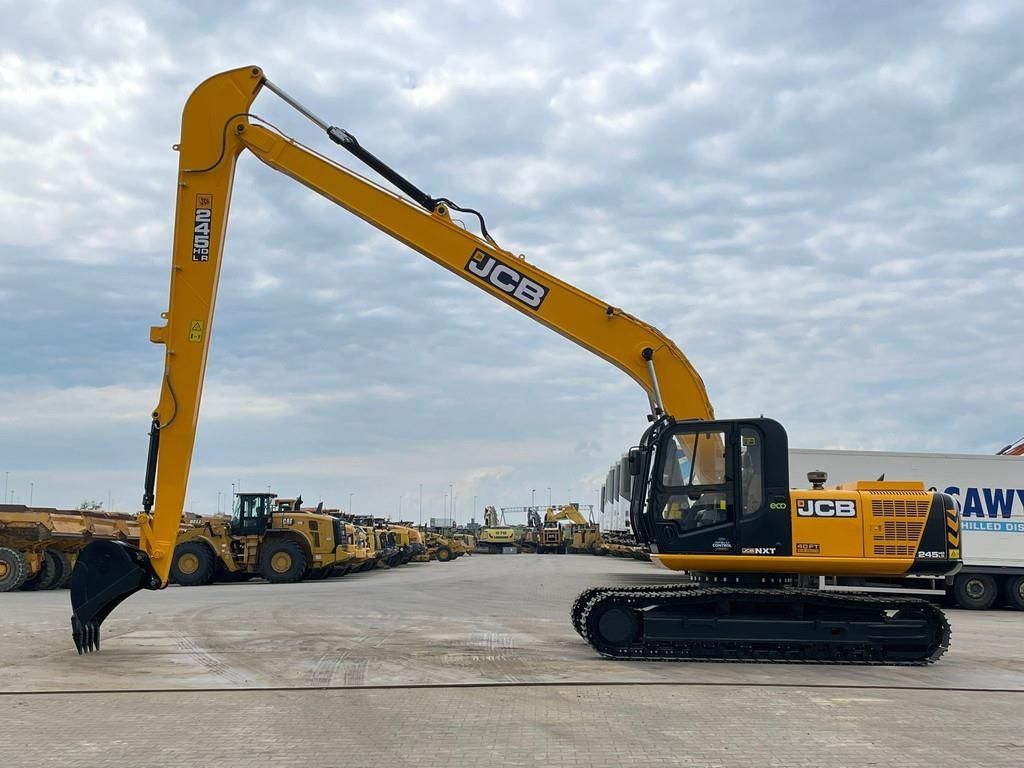 JCB 245hd lr Crawler excavator €89,000