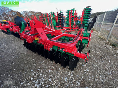 E-FARM: AGRO-MASZ btc 30 v-ring walze - Power harrow - id LMVBQQE - €12,076 - Year of construction: 2022 - Germany