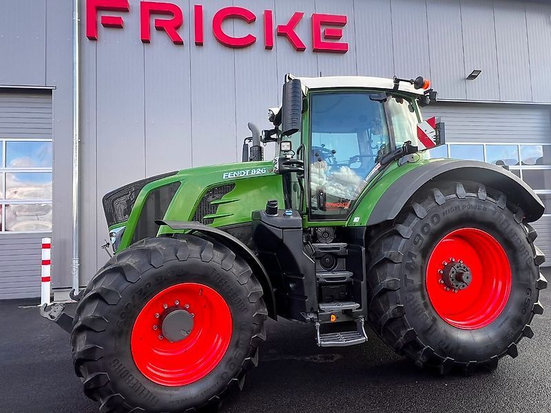 Fendt 826 Vario Tractor €126,500
