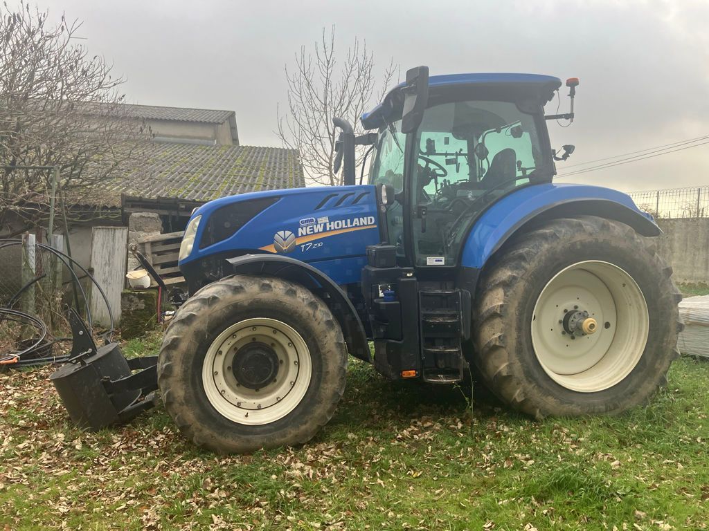 New Holland T7.210 Traktor 76 000 EUR