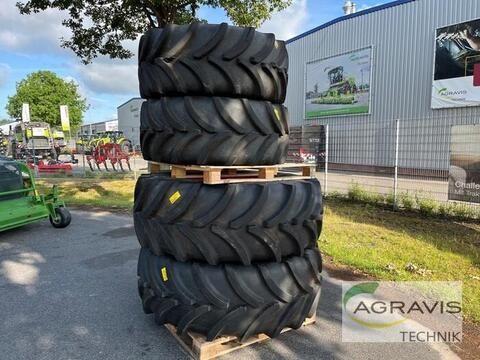 E-FARM: VREDESTEIN kr 650/65r38 - Räder und Raupenlaufwerk - id ZJTB5RR - 8.500 € - Baujahr: 2023 - Deutschland