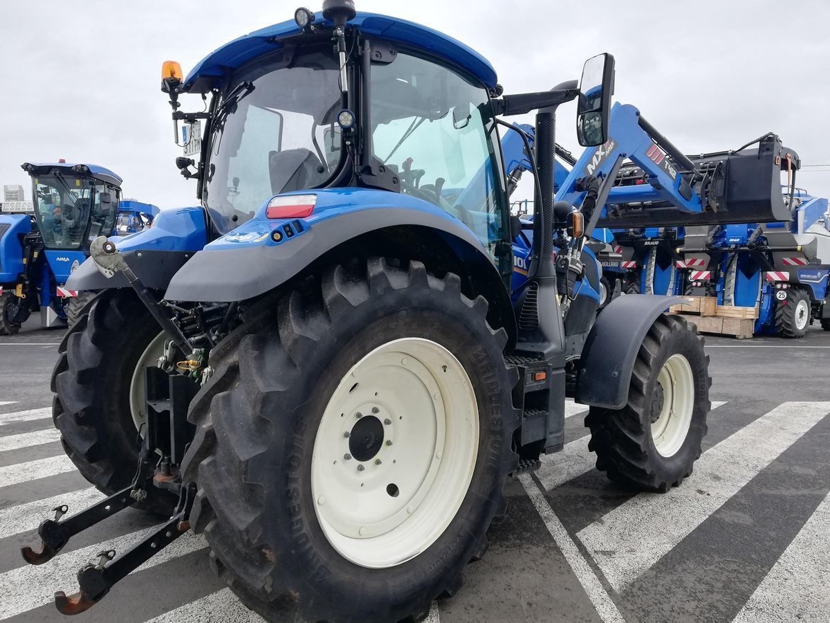 E-FARM: New Holland T6.145 - Traktor - id JJKZKEK - 85.000 € - Baujahr: 2023 - Abgelesene Motorstunden: 1.025,Motorleistung (PS): 116,Frankreich