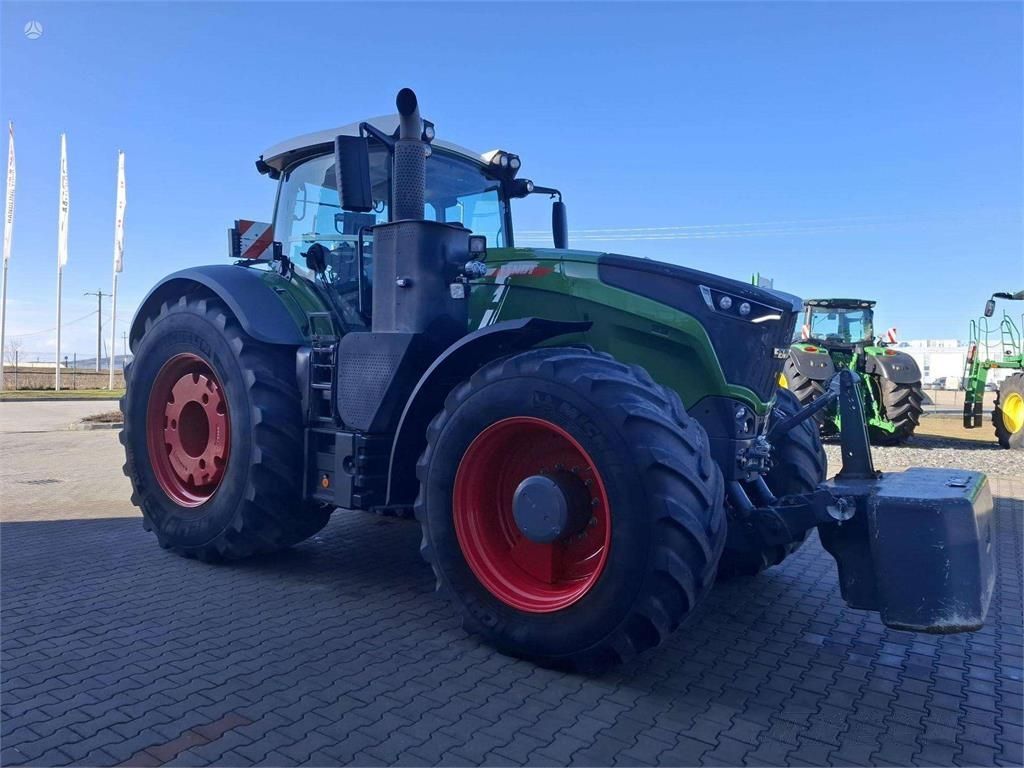 Fendt 1050 Vario Traktor 203 500 €