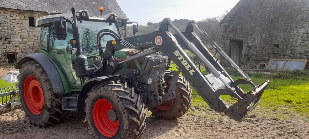 Fendt 210 Vario Tractor
