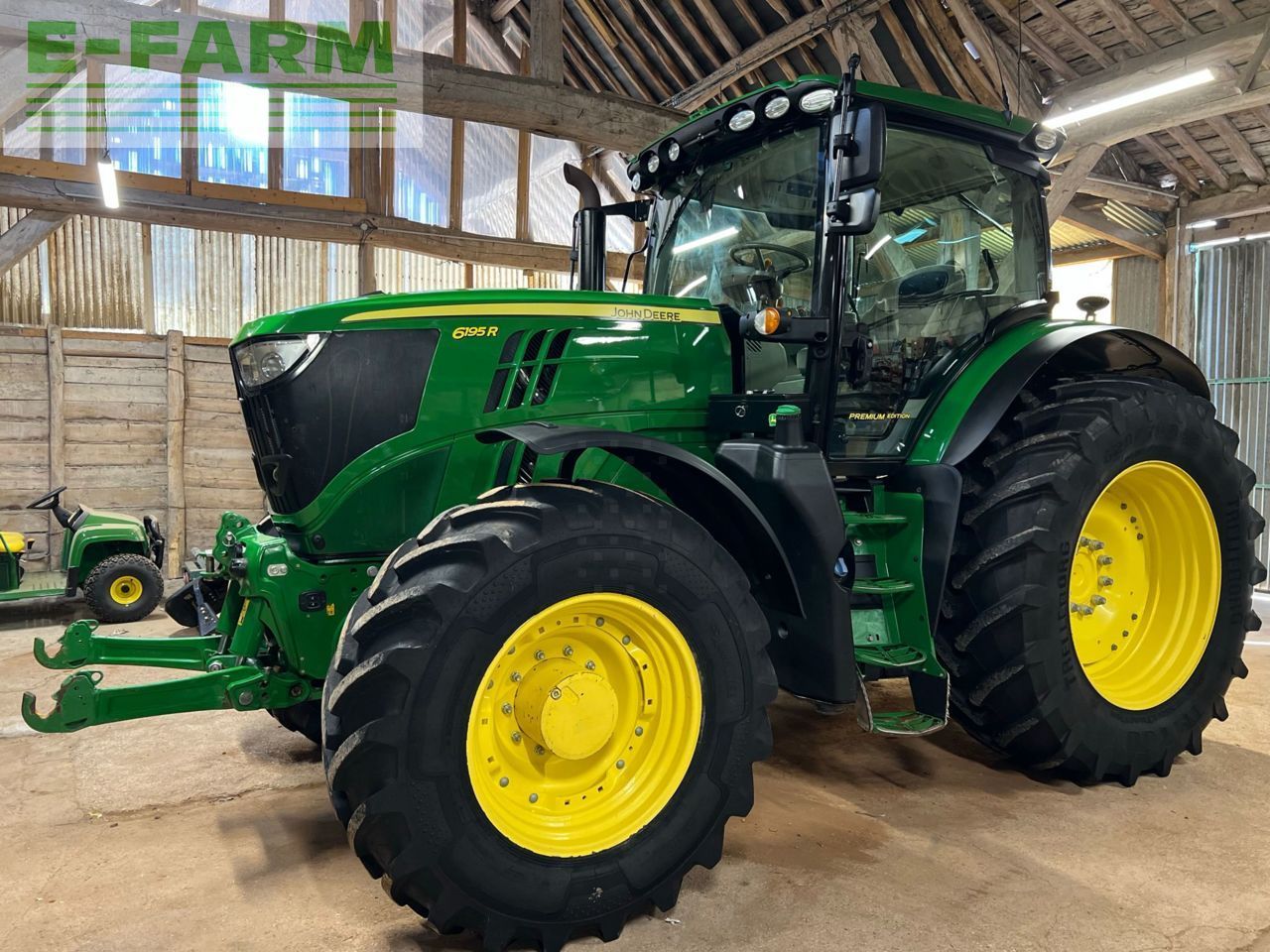 John Deere 6195 R Traktor 109 500 €