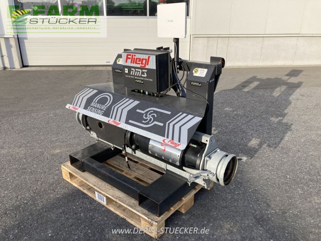 E-FARM: Fliegl nir station - Προσάρτημα κοπριάς - id B22PFJG - 16.200 € - Χρονία: 2019 - Γερμανία