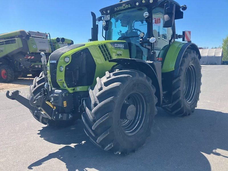 Claas Arion 660 CMATIC Tractor €159,800