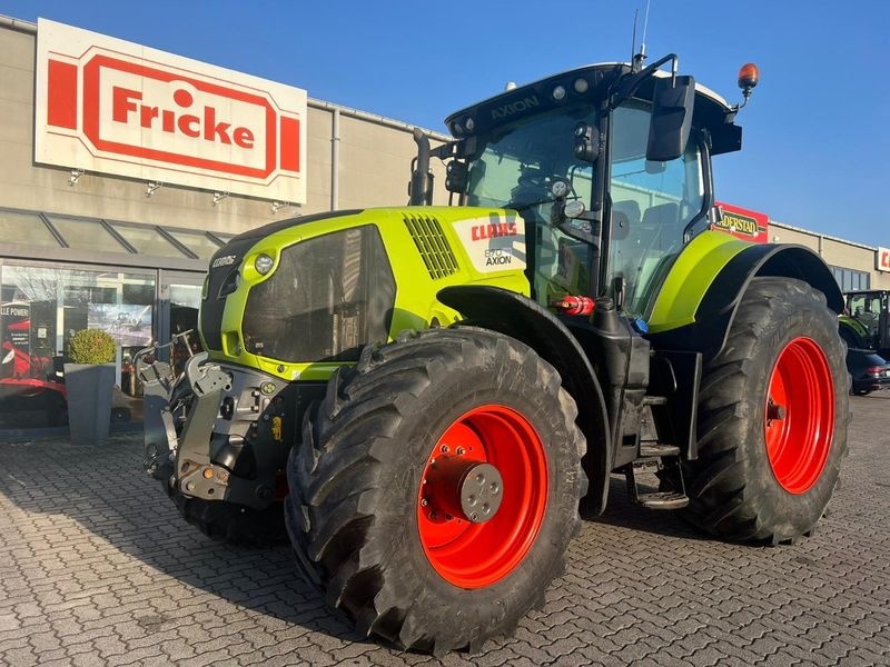 Claas Axion 870 CMATIC CEBIS tractor €92,500