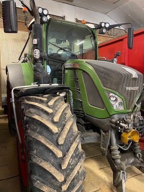 Fendt 516 Vario Tractor €108,000