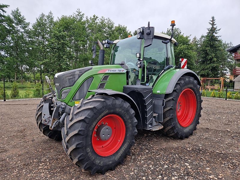 E-FARM: Fendt 720 Vario PowerPlus - Tracteur - id BXSBHMI - 106 149 € - Année: 2020 - Lecture du nombre d'heure: 5 433,Pologne