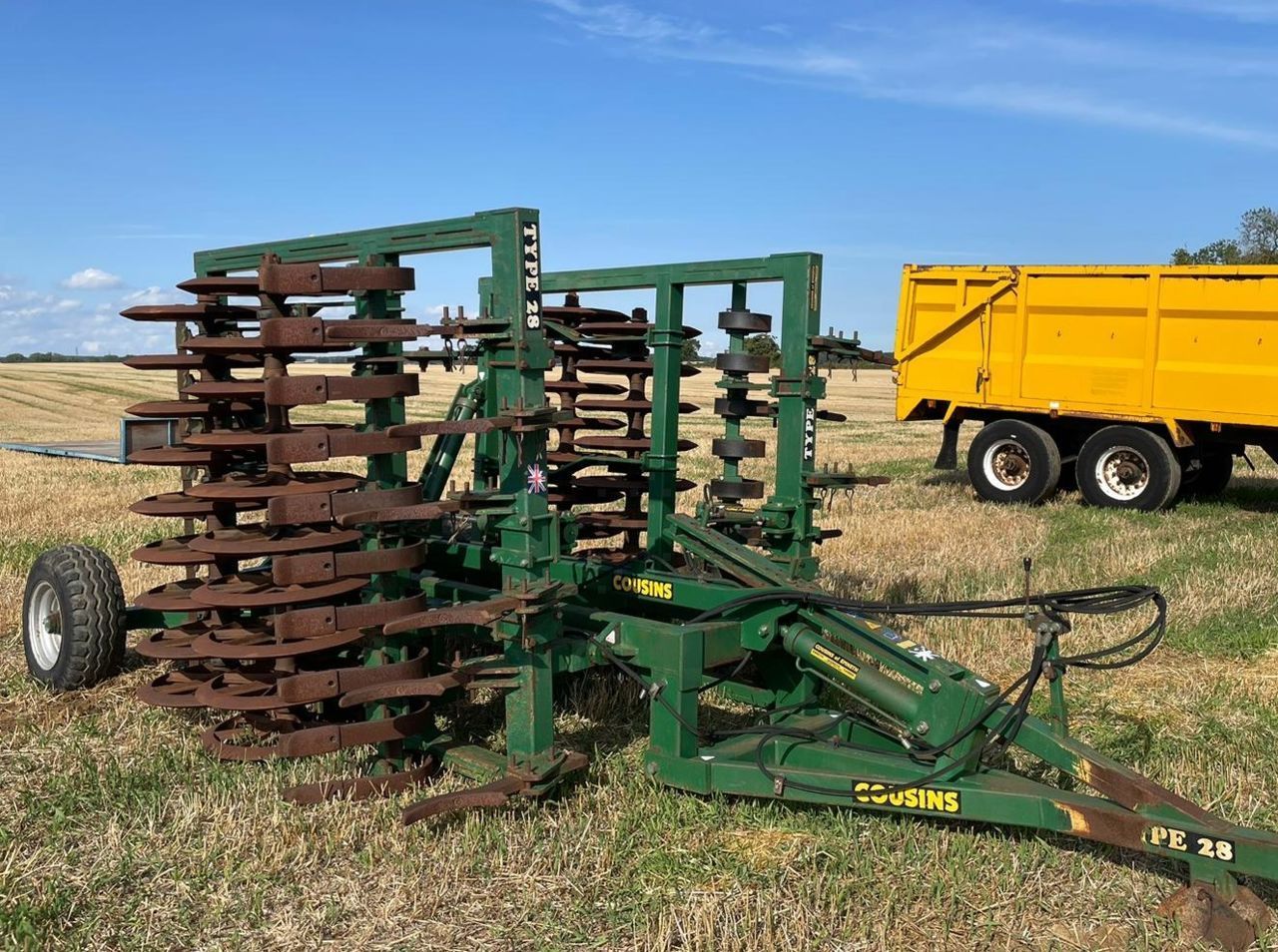 E-FARM: Cousins type 28 3.8 metre trailed double press - Walze - id CFUDXPR - 7.486 € - Baujahr: 2001 - Vereinigtes Königreich