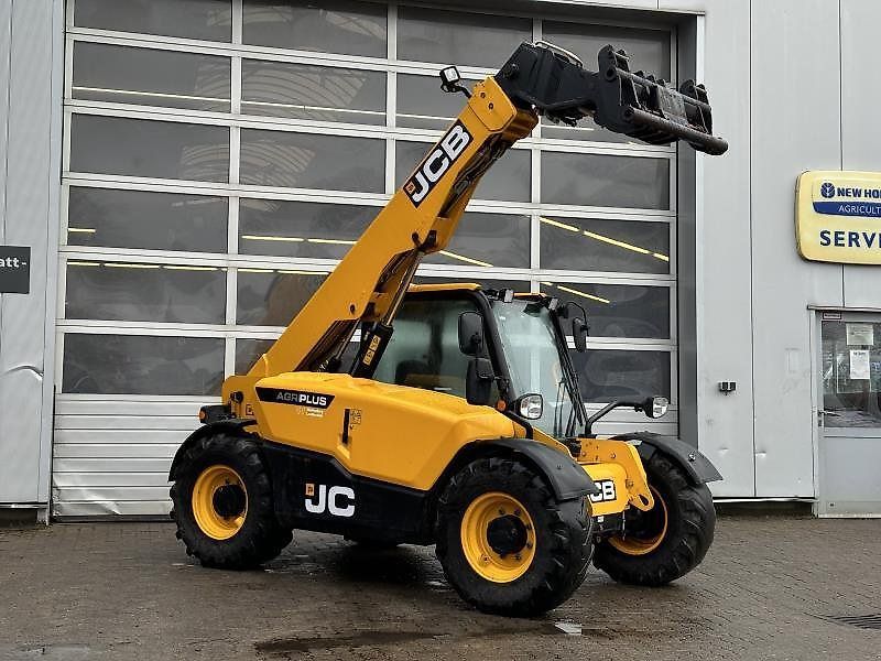 E-FARM: JCB 525-60 agri plus - Chargeur télescopique  - id L1MBPPA - 58 500 € - Année: 2021 - Lecture du nombre d'heure: 1 725,Puissance du moteur (chevaux): 74,Allemagne
