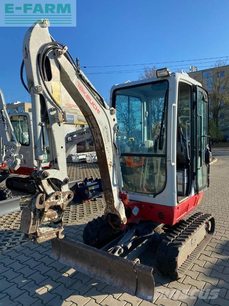 Takeuchi tb216 v4 Mini-pelle 25 110 €