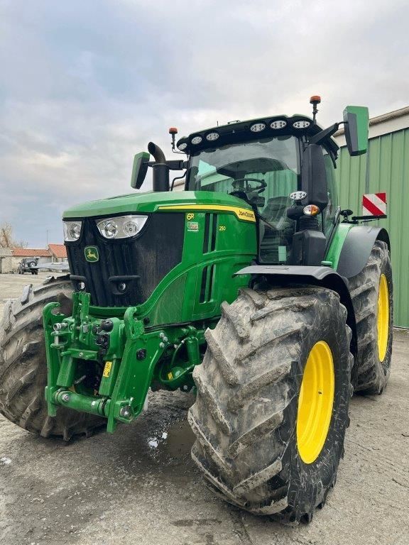 John Deere 6R 250 Tractor 155.000 EUR