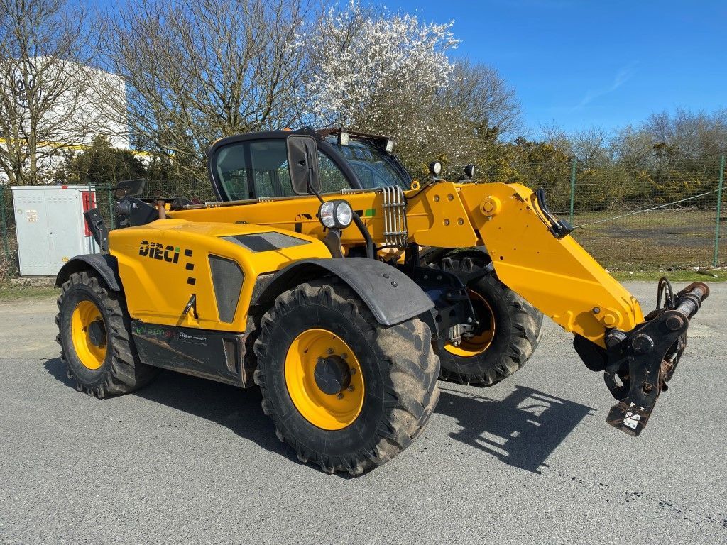E-FARM: Dieci agristar 37.8 - Teleskoplader - id WL6NBJ6 - 34.500 € - Baujahr: 2016 - Abgelesene Motorstunden: 3.700,Motorleistung (PS): 115,Frankreich