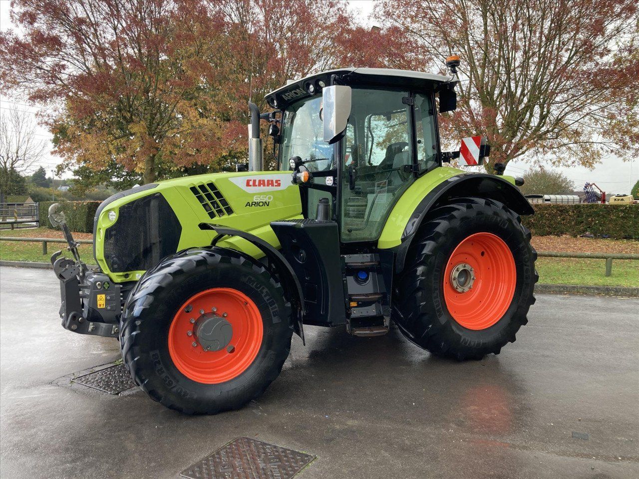 E-FARM: Claas Arion 650 CIS - Tractor - id NGERVER - €75,806 - Year of construction: 2020 - Engine hours: 4,700,Engine power (HP): 185,United Kingdom