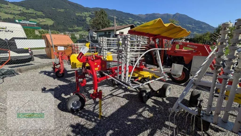 Pöttinger Top 422 Zgrabiarka pokosowa 8250 €