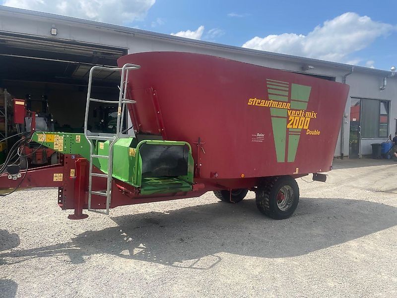E-FARM: Strautmann verti mix 2000 double - Mixer feeder - id XZAD84N - €7,143 - Year of construction: 2012 - Germany