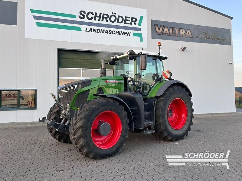 Fendt 936 Vario Profi Plus Tractor €211,885