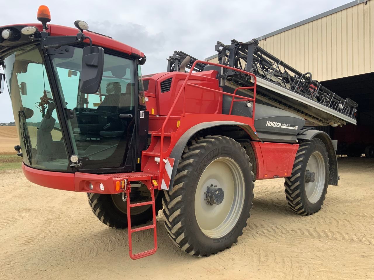 E-FARM: HORSCH leeb pt6300 - Pulverizador - id S2XWSH3 - 320.000 € - Año: 2023 - Horas: 1500,Francia