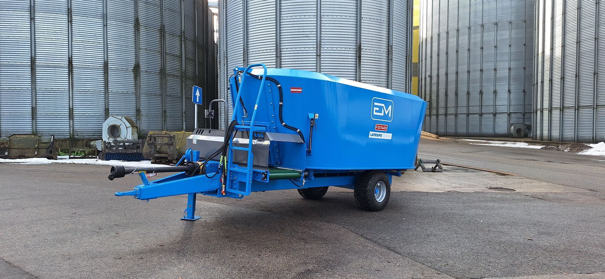 Euromilk FXX1400 Mixer feeder €35,699
