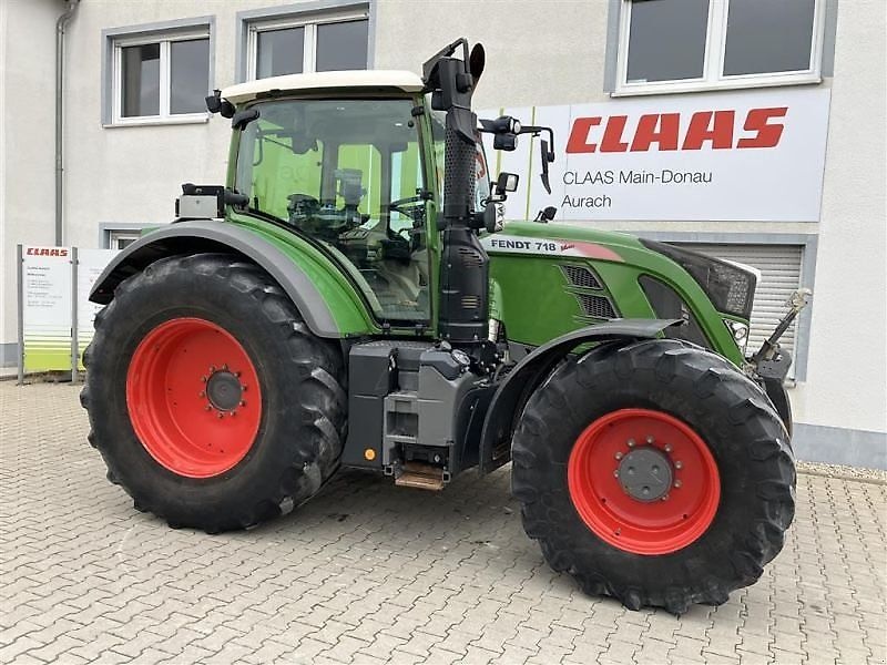 Fendt 718 Vario PowerPlus tractor €97,000