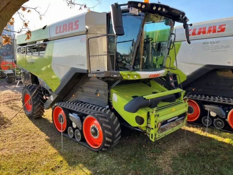 Claas Lexion 8600 Combine harvester €485,000