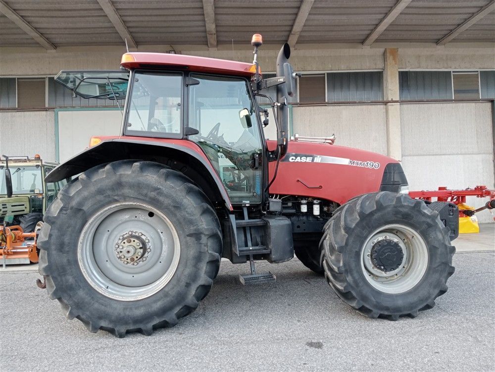 Case IH MXM 190 Traktor