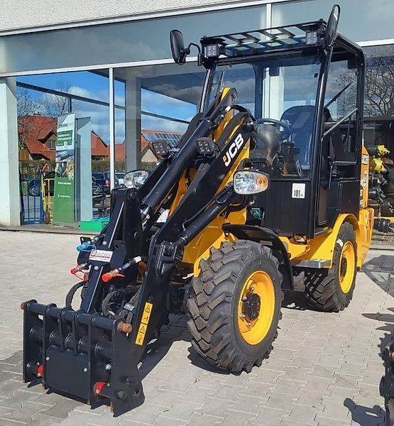 JCB 403 plus agri Chargeuse compacte