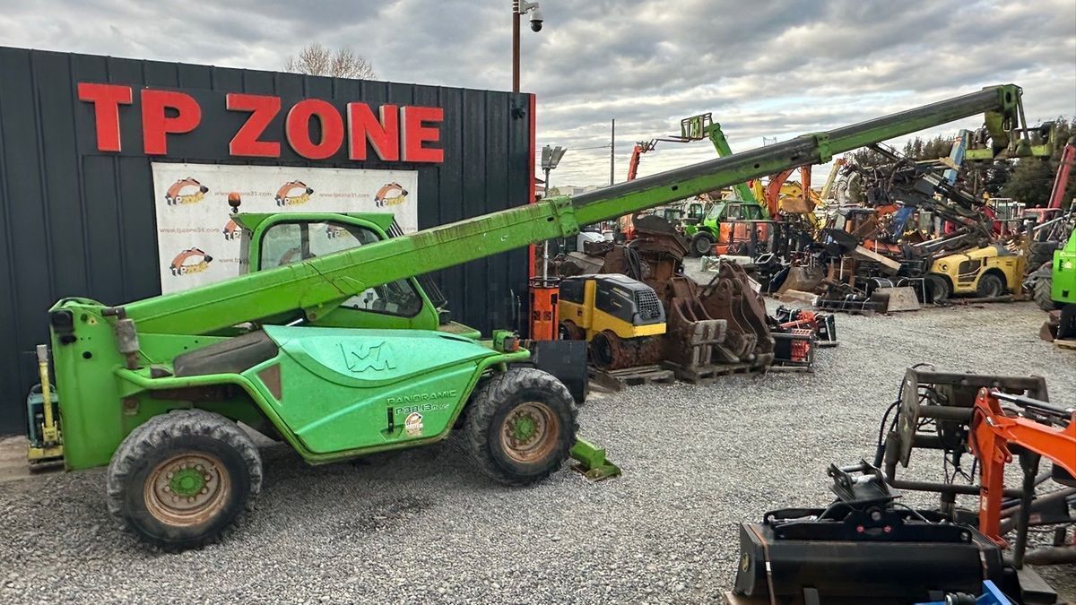 Merlo p38.13 plus à 22 500 € ht Teleskopski viličar 22.500 €