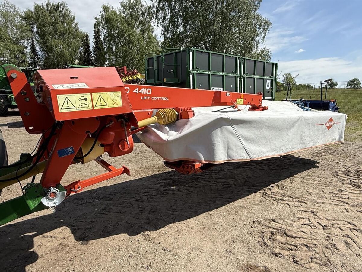 E-FARM: Kuhn GMD 4410 FF - Faucheuse - id JTVVW3S - 5 000 € - Année: 2009 - Allemagne