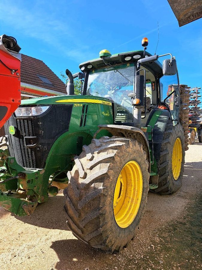 E-FARM: John Deere 7270 R - Traktor - id GXFHBEG - 96.000 € - Baujahr: 2017 - Abgelesene Motorstunden: 5.100,Motorleistung (PS): 270,Frankreich