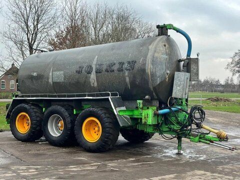E-FARM: JOSKIN 20 m3 giertank transport tank 3 asser waterwagen - Accesorio para el lodo - id QZBSK8Z - 18.950 € - Año: 2000 - Países Bajos