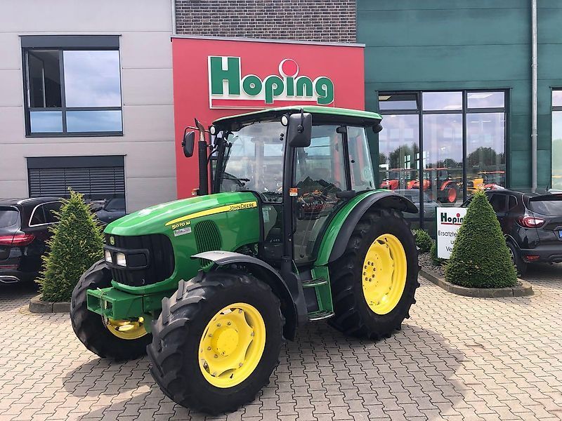 E-FARM: John Deere 5070 M - Tracteur - id 56UEMP4 - 27 500 € - Année: 2011 - Lecture du nombre d'heure: 8 704,Puissance du moteur (chevaux): 71,Allemagne