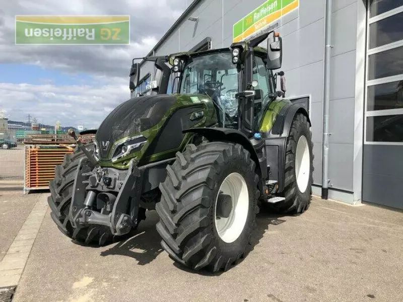 E-FARM: Valtra Q305 - Traktor - id FDNQSZE - 182.500 € - Baujahr: 2023 - Abgelesene Motorstunden: 250,Motorleistung (PS): 305,Deutschland