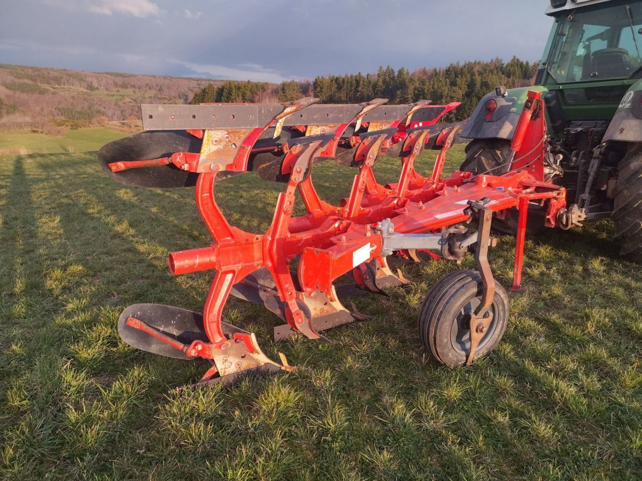 Kuhn multimaster 121 nsh Eke 8900 EUR