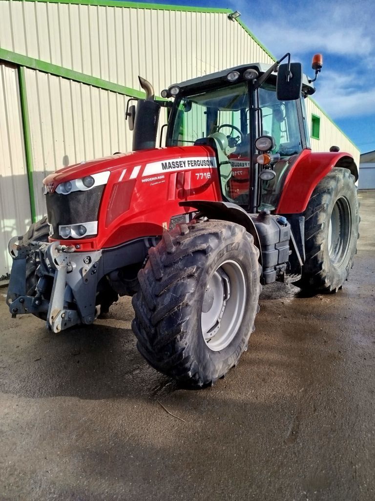 Massey Ferguson 7716 Tractor €49,000