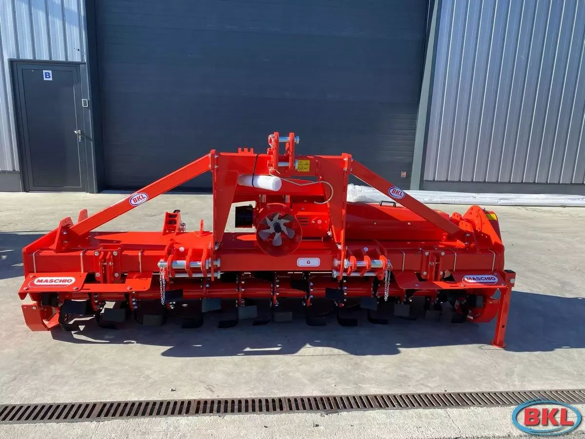 E-FARM: Maschio g300 fräsen 12600€ - Kreiselegge - id FDNVR3A - 17.900 € - Baujahr: 2020 - Kroatien