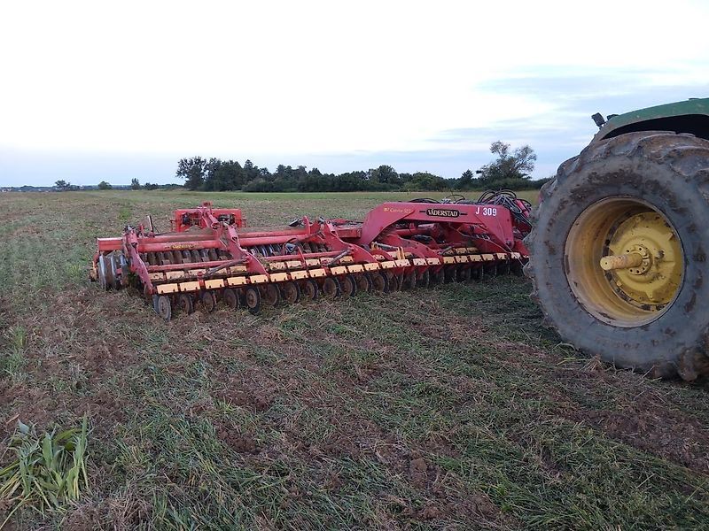 VÄDERSTAD Carrier 925 Tárcsák 18 671 EUR