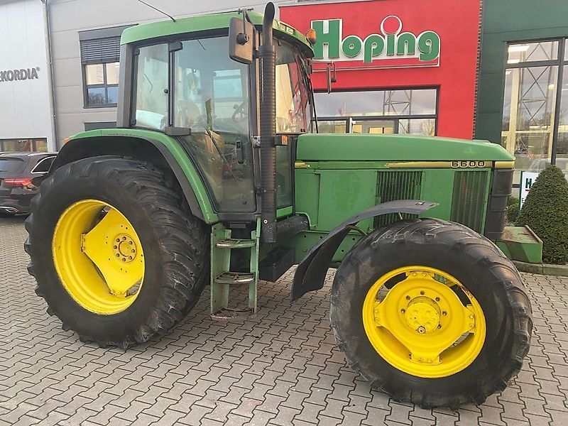 E-FARM: John Deere 6600 - Tractor - id 3XJEJNM - 27.251 € - Año: 1996 - Horas: 1169,Potencia del motor: 110,Alemania